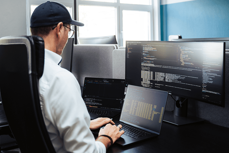 Team Member - kultur-4.png